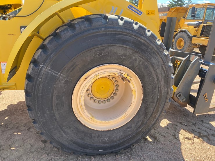 2005-new-holland-lw230b-image-40