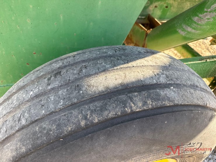 john-deere-pull-grain-cart-image-7