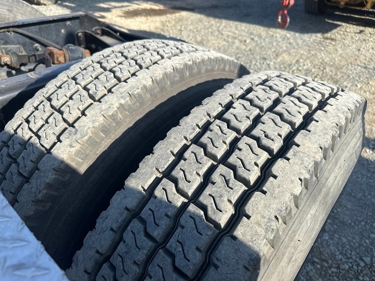 2006-kenworth-w900-image-82