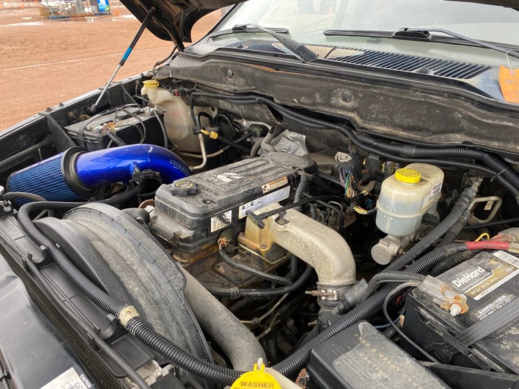 2005-dodge-2500-image-47