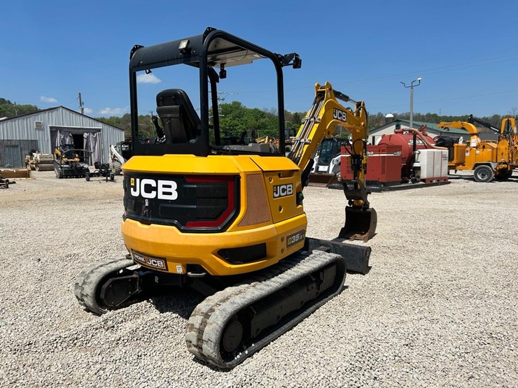 2021-jcb-35z-1-image-4