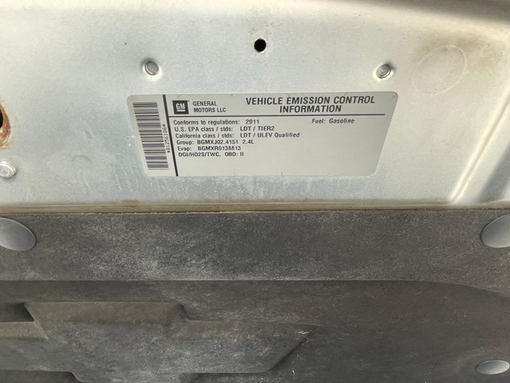 2011-chevrolet-equinox-image-27