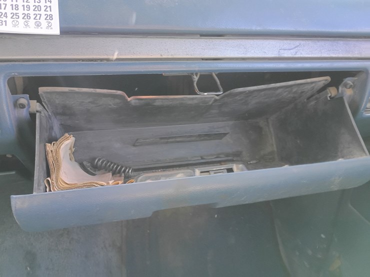 1995-ford-f250-image-39