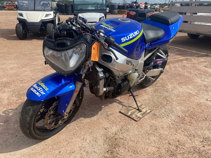 #1303-•-2002-suzuki-gsx-r600-motorcycle-(no-title)-image-1