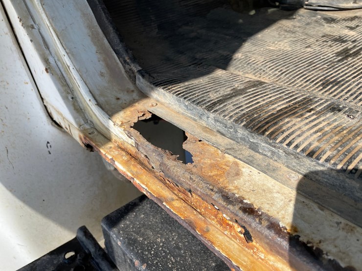 1999-international-4900-image-28