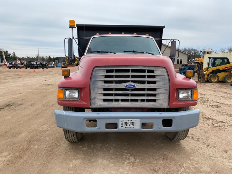 1995-ford-f700-image-2