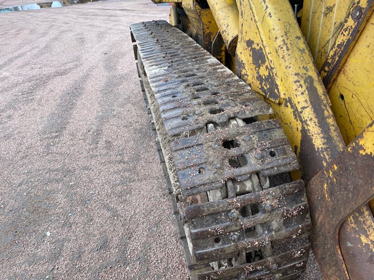 john-deere-350-image-12