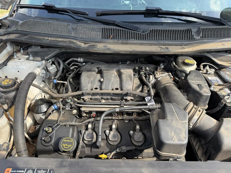 2018-ford-explorer-image-21