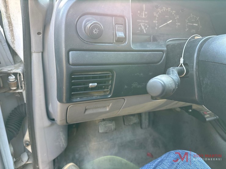 1996-ford-f350-xl-image-26