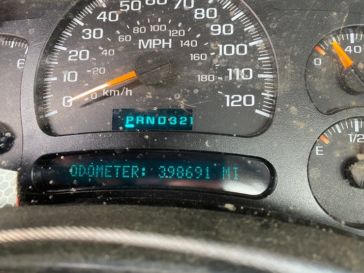 2004-chevrolet-2500-image-45