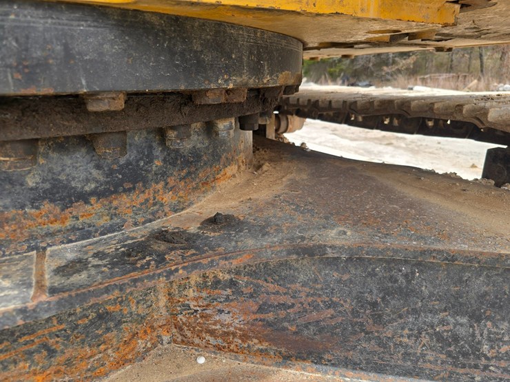 2013-caterpillar-324el-image-69