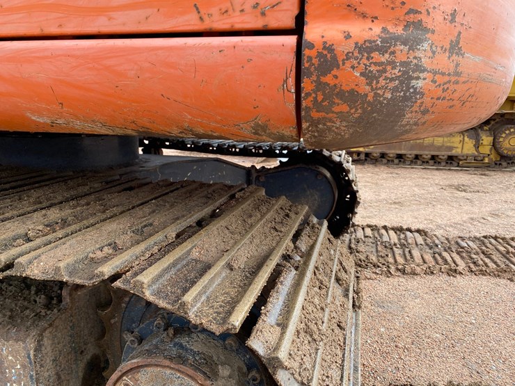 2005-hitachi-zx80-image-31