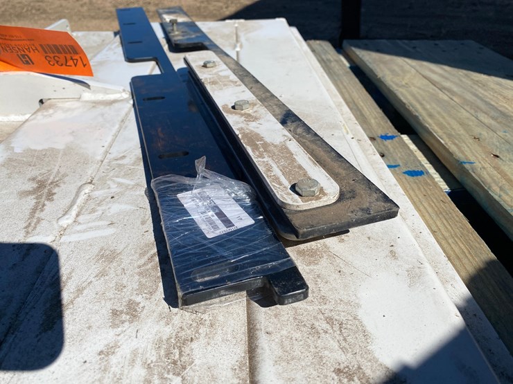 kuhn-knight-8132-image-8