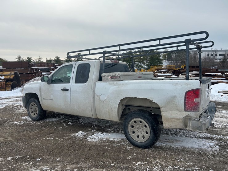 #22574-•-2008-chevrolet-silverado-pickup-truck-image-9