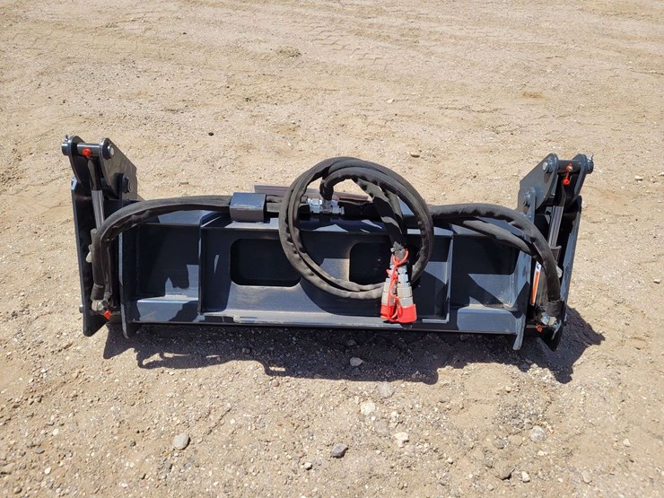 wolverine-mcb-11-48w-mini-skid-steer-combination-bucket-image-4