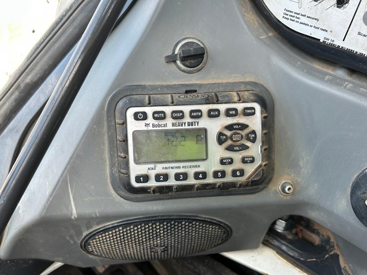 2018-bobcat-t770-image-26