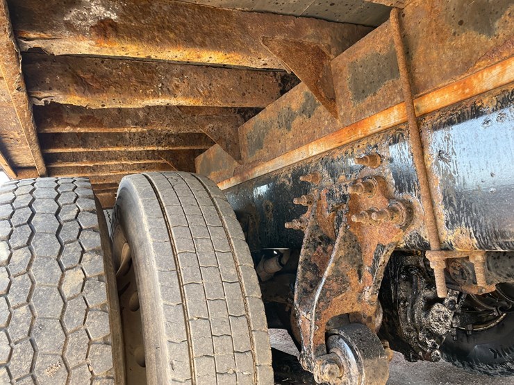 2016-international-durastar-4400-image-25