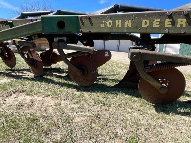 john-deere-700-image-6