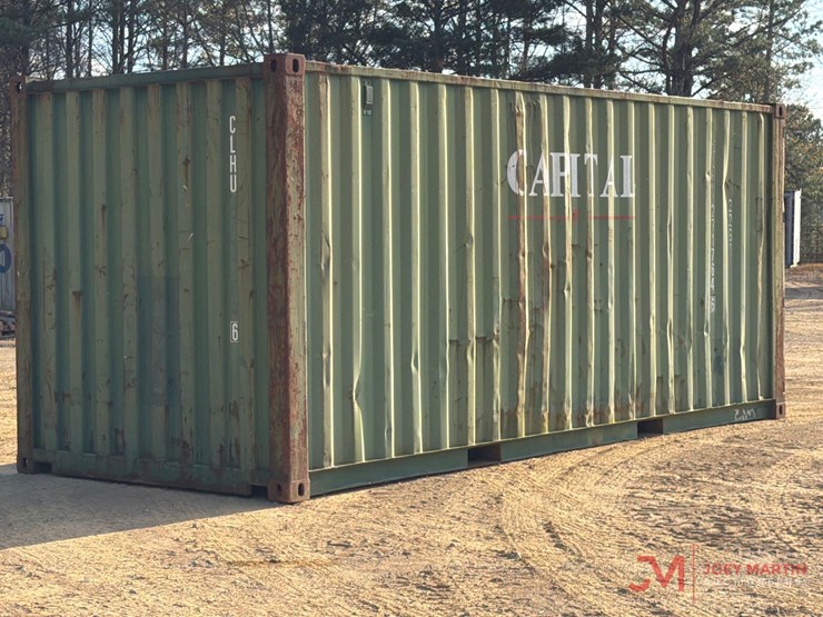used-20'-shipping-container-image-2