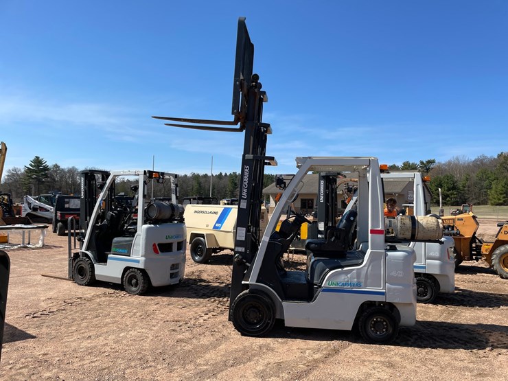 #1134-•-unicarriers-lp-forklift-image-19