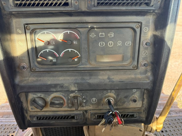 1998-caterpillar-d6r-xl-image-80