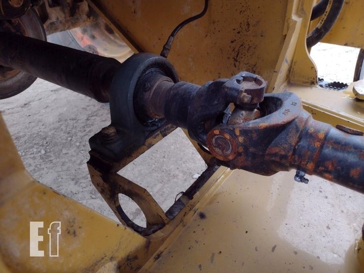 caterpillar-926m-image-21