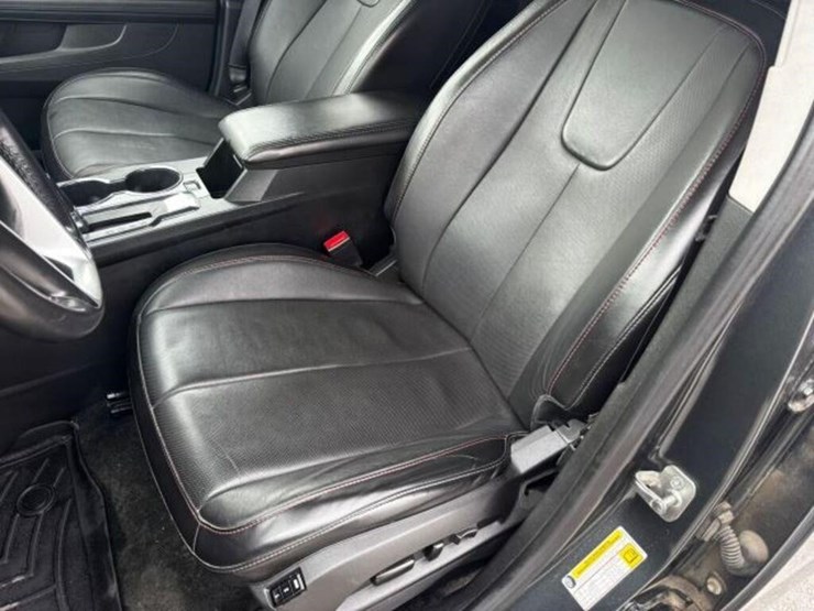 2017-chevrolet-equinox-image-17