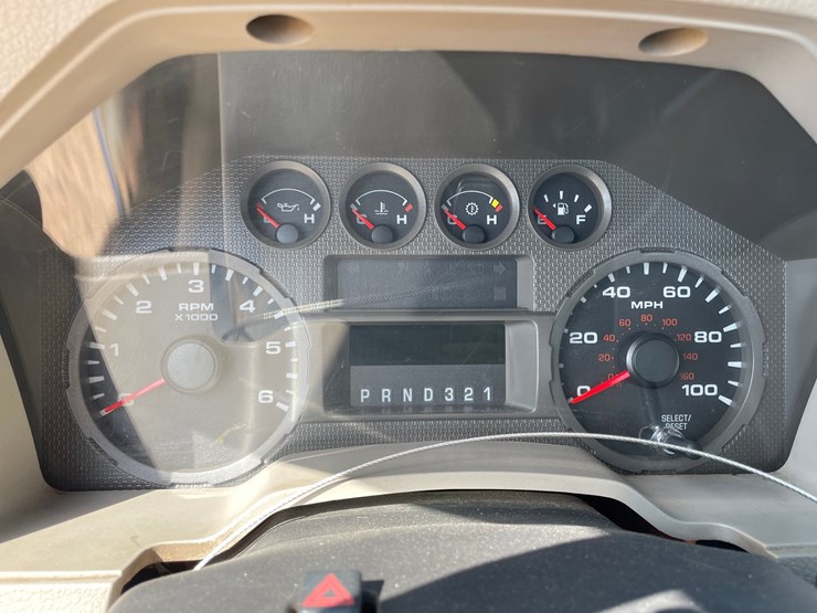 2009-ford-f250-xl-image-45