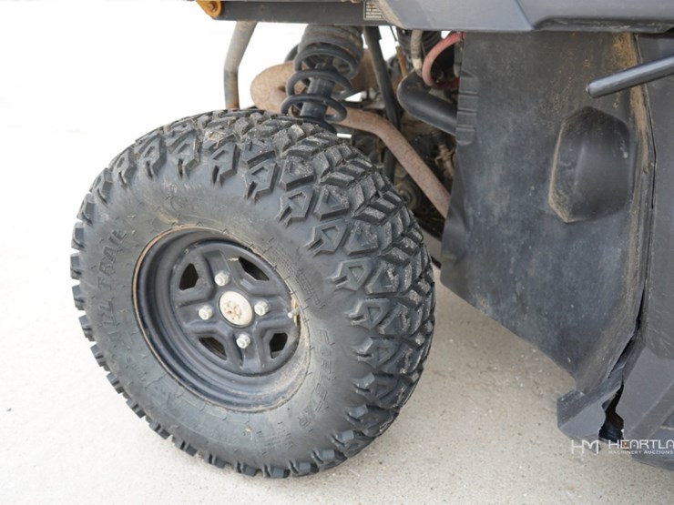 2019-caterpillar-cuv85-utv-image-21