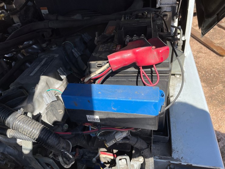 #1136-•-unicarriers-lp-forklift-image-21