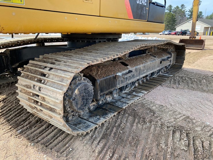 2014-caterpillar-324el-image-27