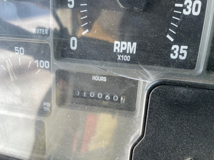 2000-international-4700-image-36