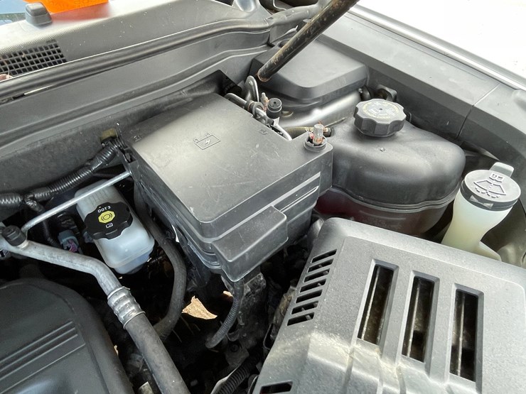 2011-chevrolet-equinox-image-25