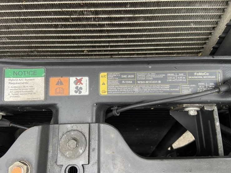 2016-ford-f350-sd-image-43