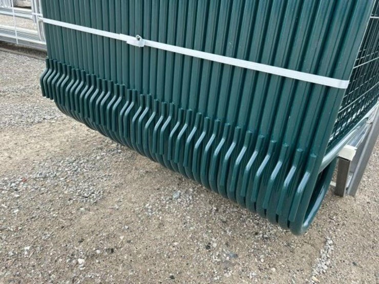 qty-of-(56)-10-ft-powder-coated-sheep-corral-panel-image-7