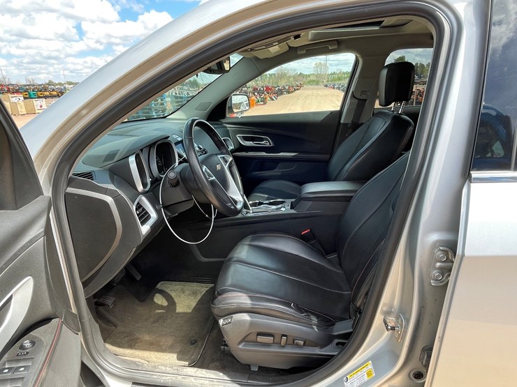 2011-chevrolet-equinox-image-28