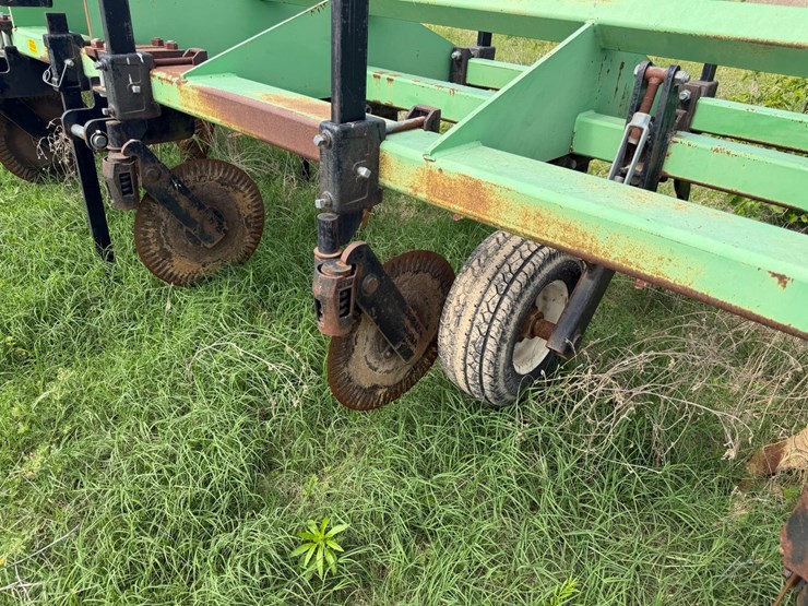 #46934-•-bigham-6-row-38"-terra-till-image-30