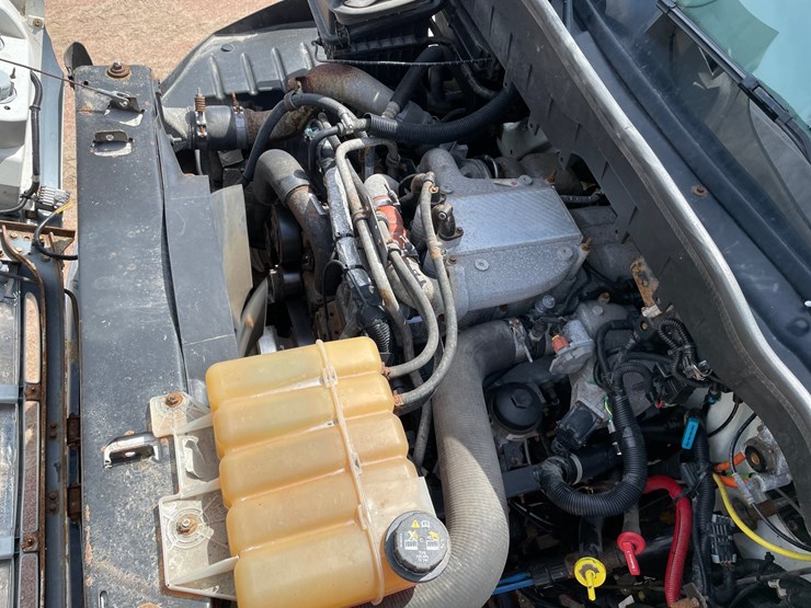 2016-international-durastar-4400-image-54