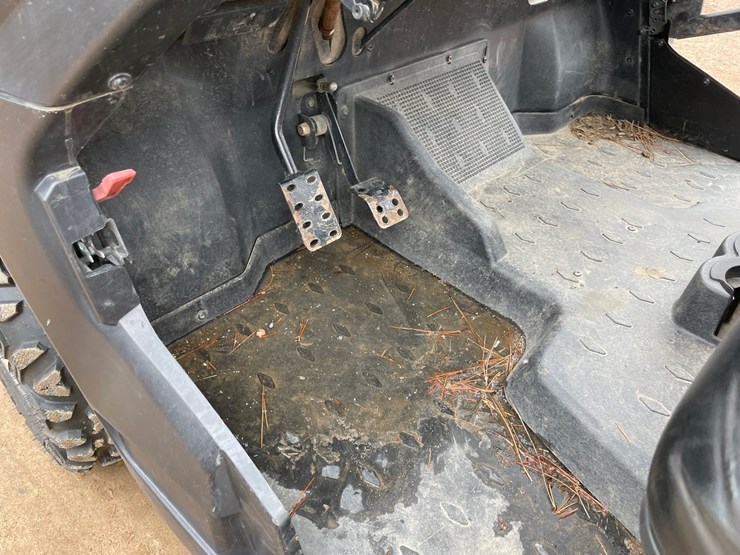 2017-arctic-cat-700-image-23