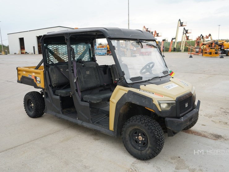 2019-caterpillar-cuv85-utv-image-3
