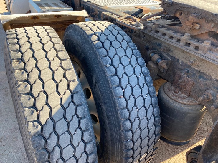 2008-international-prostar-image-21