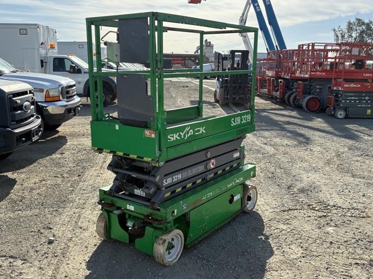 skyjack-sjiii3219-image-3