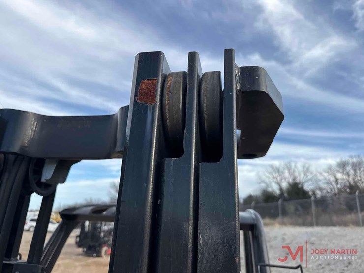 hangcha-cpyd32-xw71f-c-straight-mast-forklift-image-6