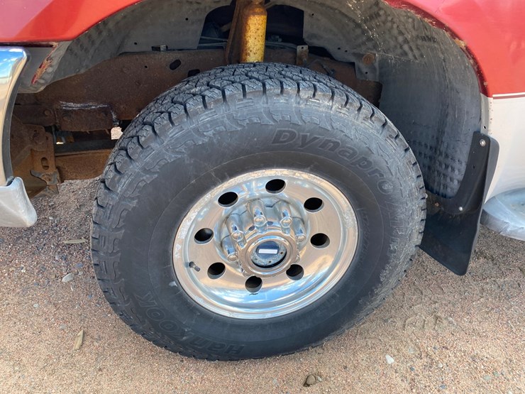 2001-ford-f350-xlt-image-28