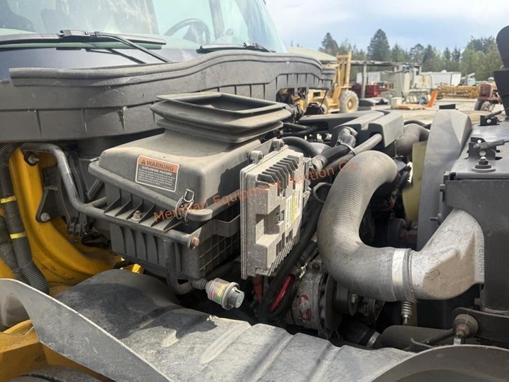 2012-international-4000-image-38