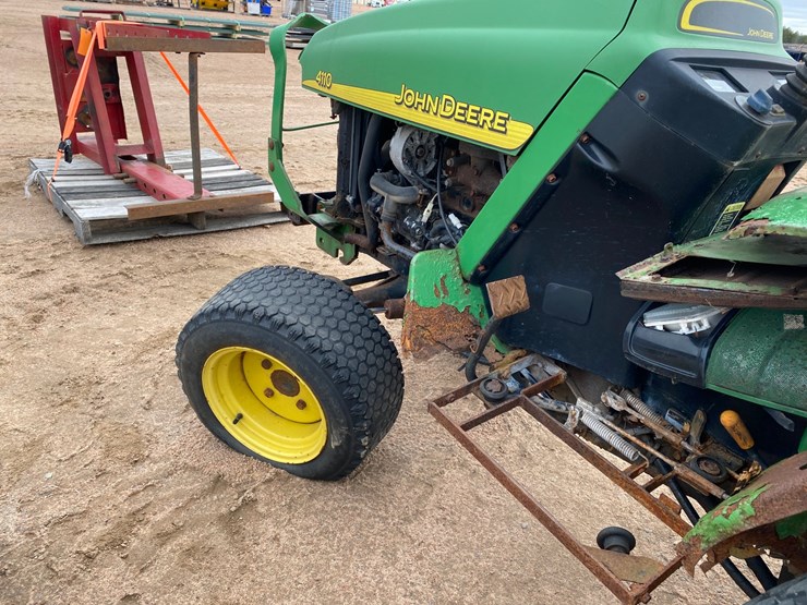 john-deere-4110-image-13