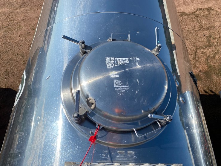 1992-walker-tanker-image-22