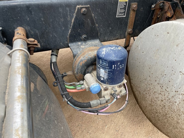 2016-kenworth-t660-image-19