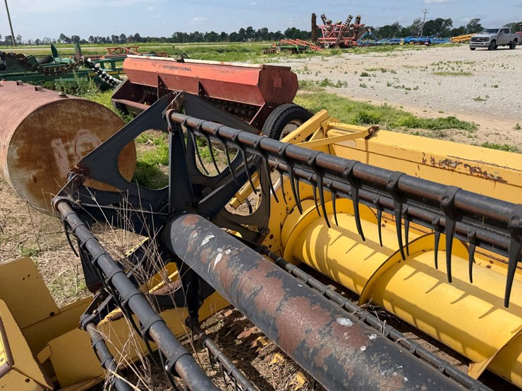 new-holland-973-image-37