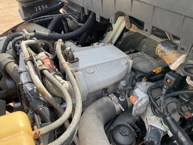 2016-international-durastar-4400-image-52